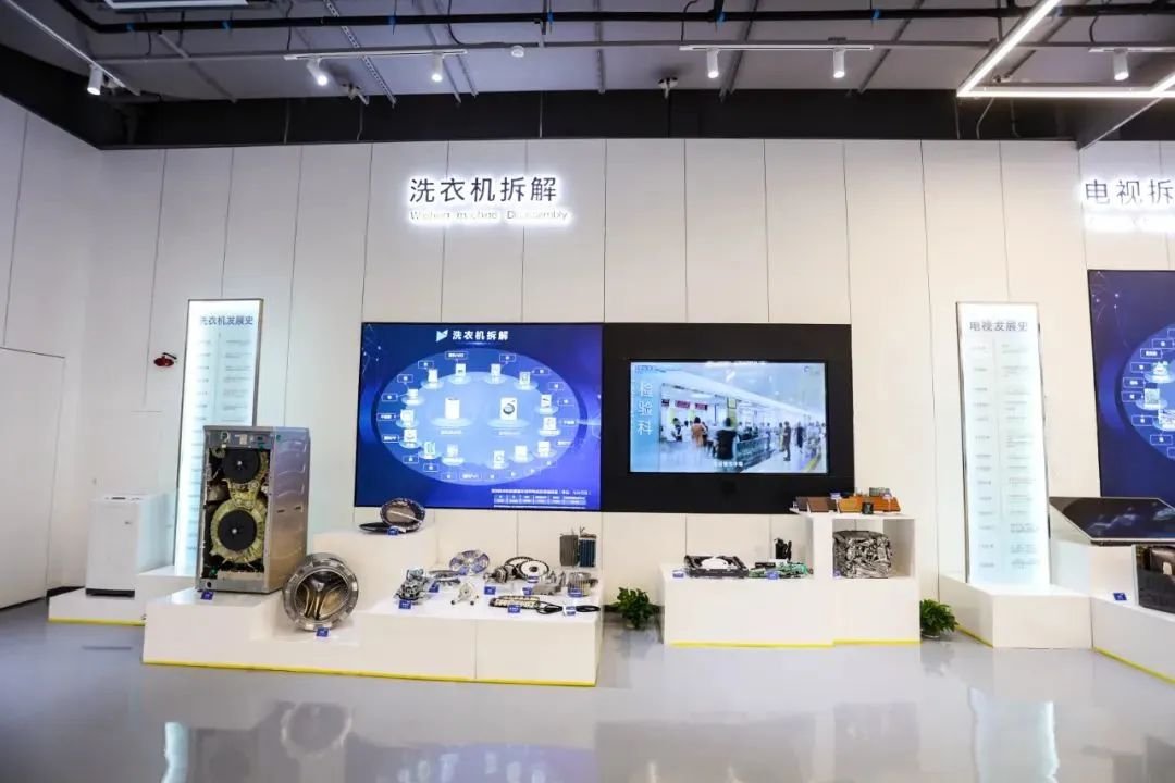 上市30年，海爾智家大變局 從“零配件銷售”到“生態(tài)品牌”的涅槃